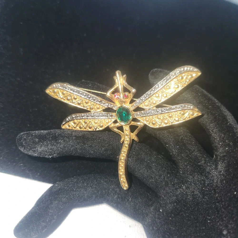 Vintage Gold Tone‎ Dragonfly Brooch Green Emerald Red Ruby Rhinestone Pin 2.5
